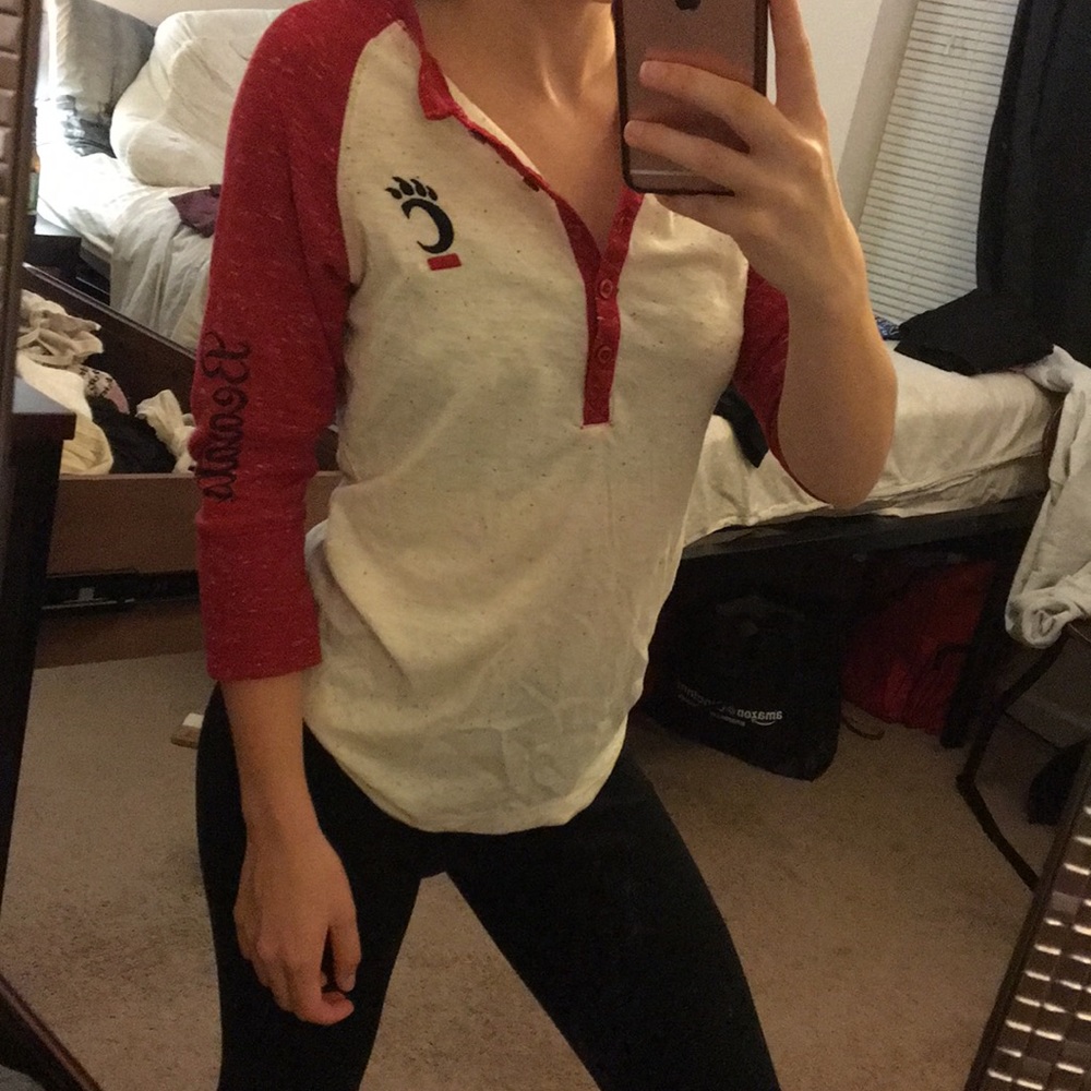 University of Cincinnati Bearcats Baseball tee
